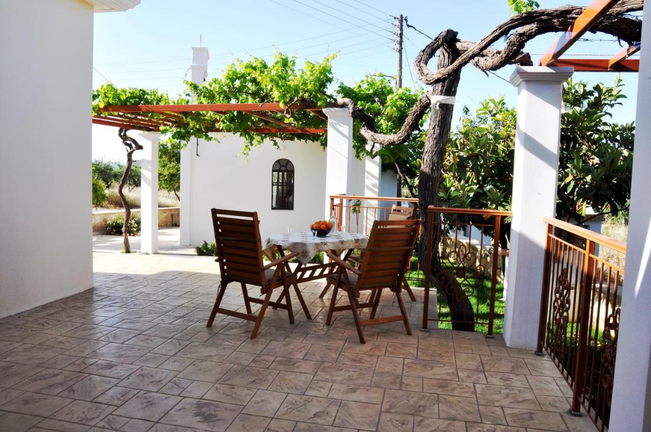 Anna 'S House - Garden Cottage In קיסאמוס מראה חיצוני תמונה