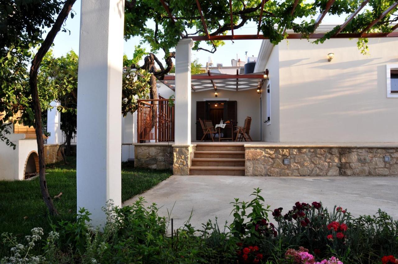 Anna 'S House - Garden Cottage In קיסאמוס מראה חיצוני תמונה