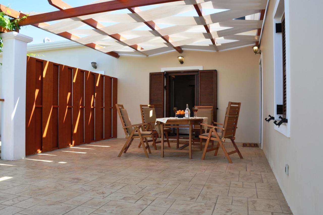 Anna 'S House - Garden Cottage In קיסאמוס מראה חיצוני תמונה