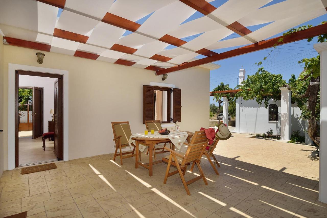 Anna 'S House - Garden Cottage In קיסאמוס מראה חיצוני תמונה